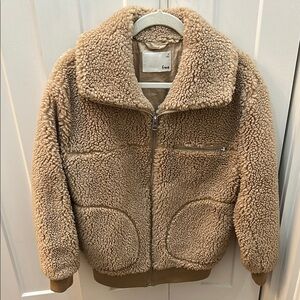 Aritzia Wilfred Sherpa Jacket - GREAT CONDITION